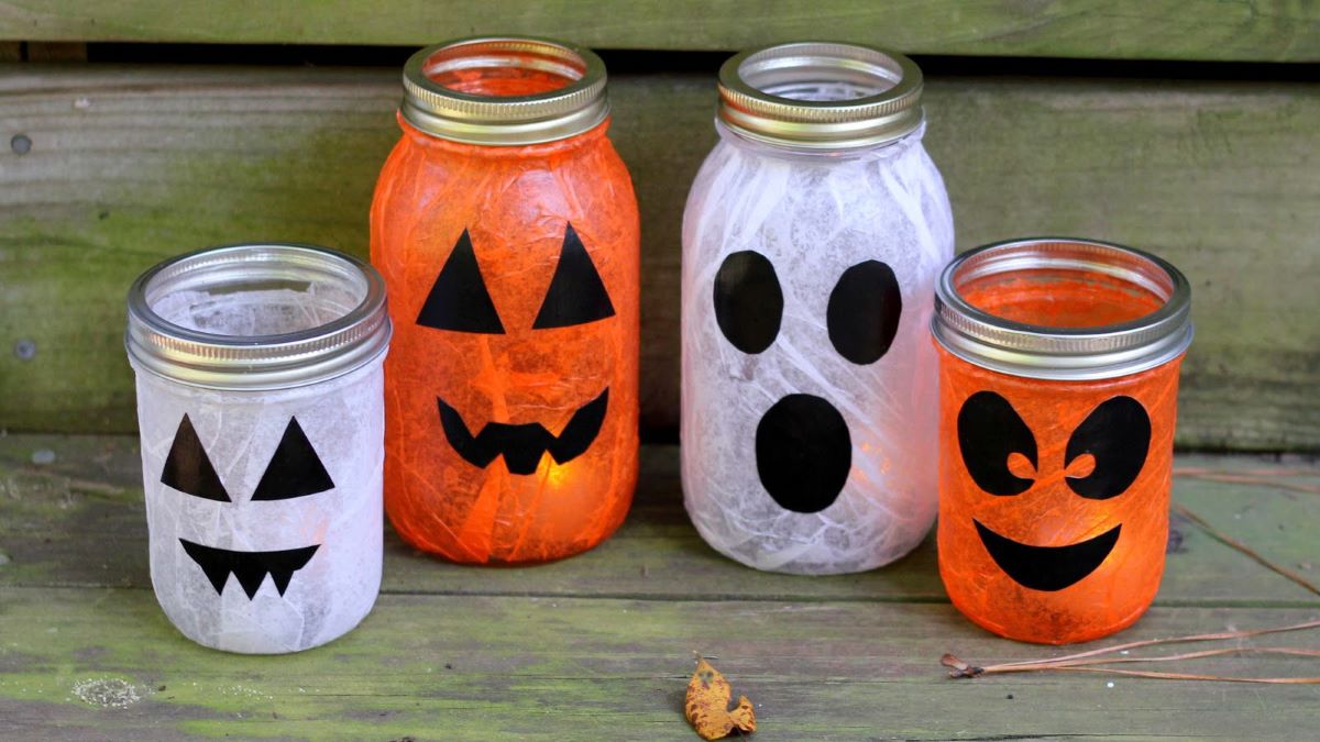 Spooky Halloween DIY Lanterns