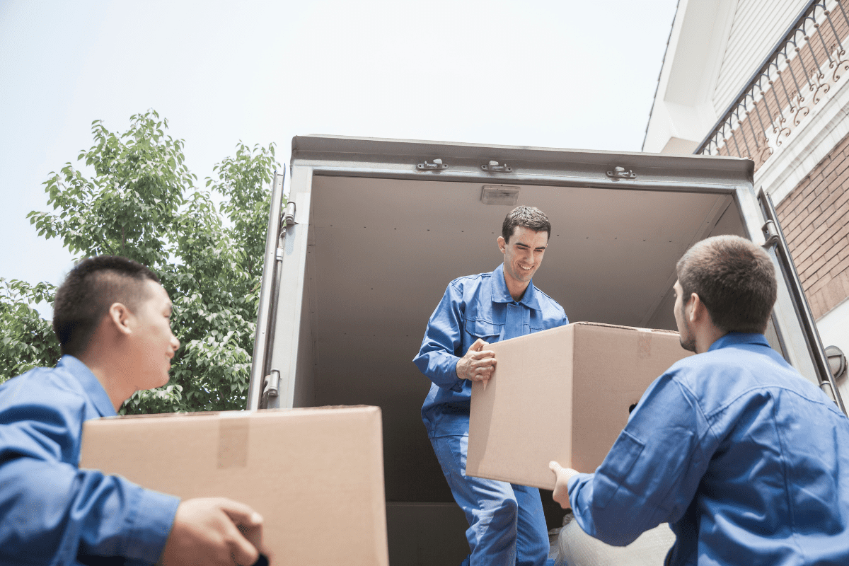 Benefits Of Hiring Packers And Movers And More 9480