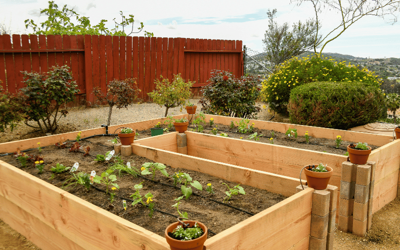 Raised bed garden planter containers