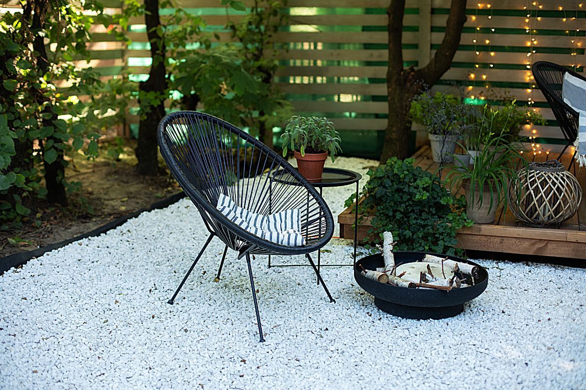 potted plants, rocks