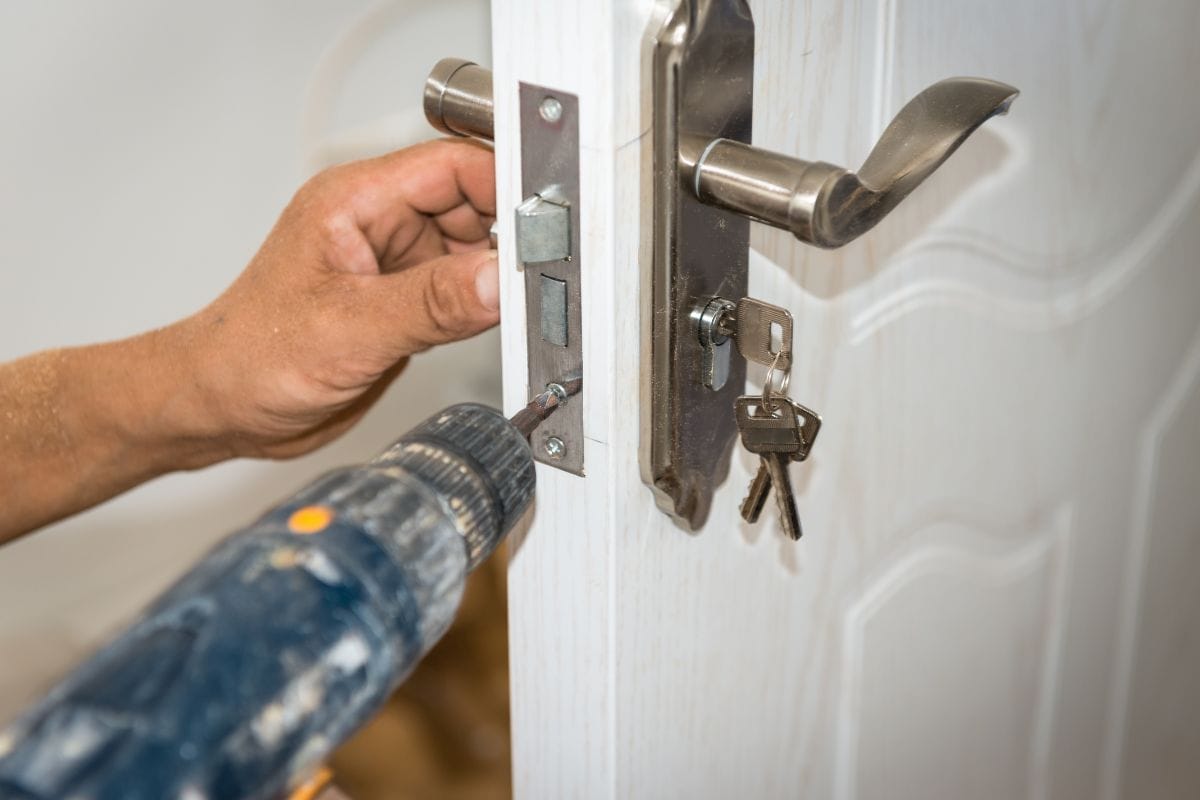 Secure Your Office: Skilled Locksmiths for Lock Services