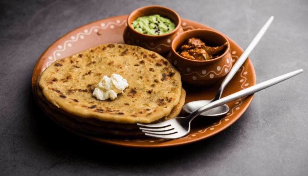 Aloo Paratha, Butter, Pickle