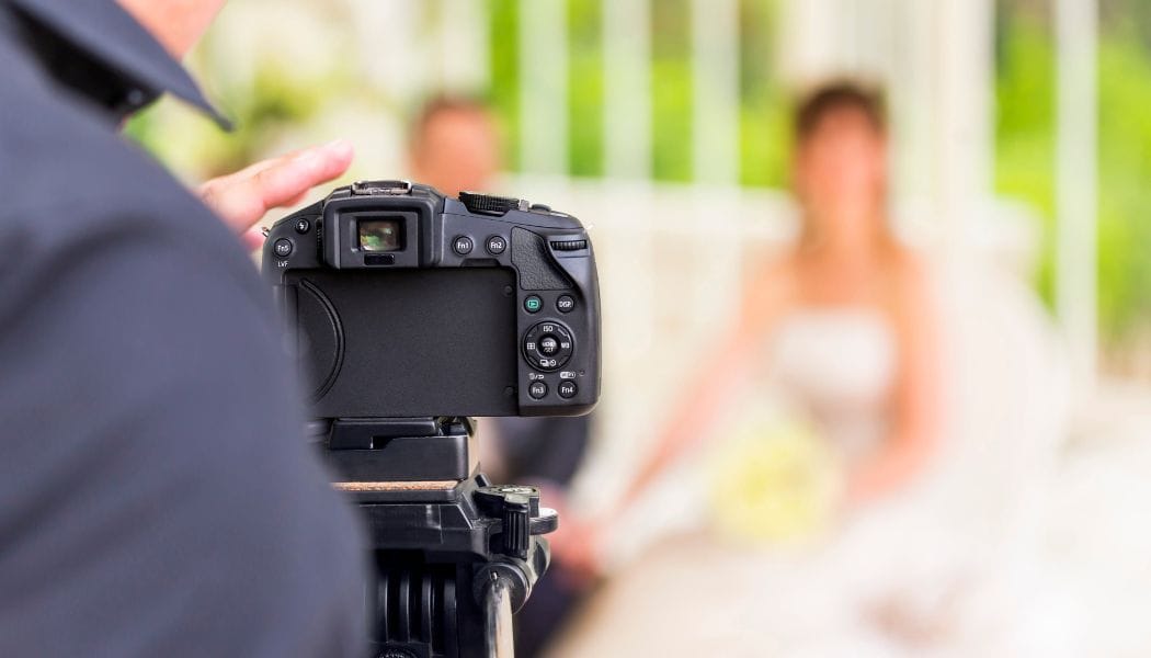 How to choose wedding photographer