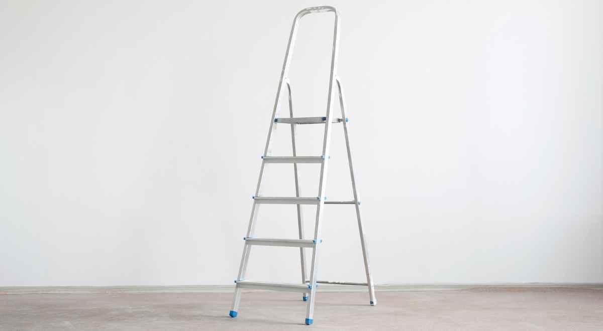 Step ladder