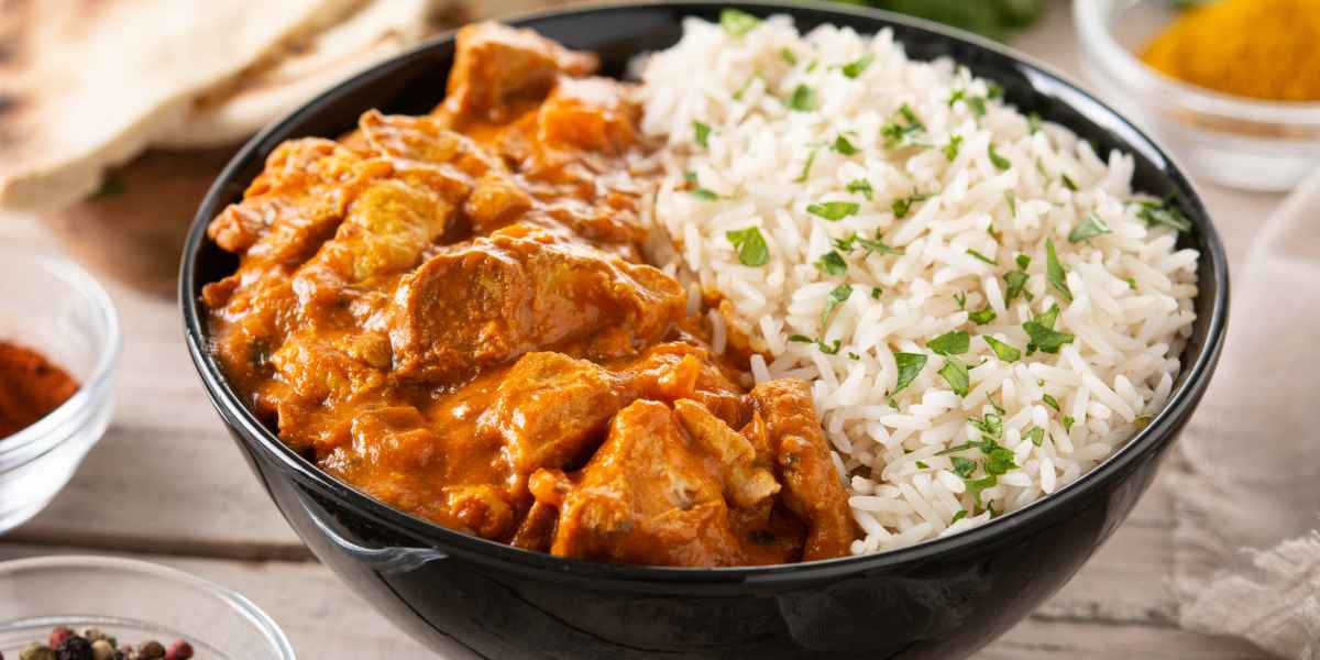 White Rice And Chicken Curry