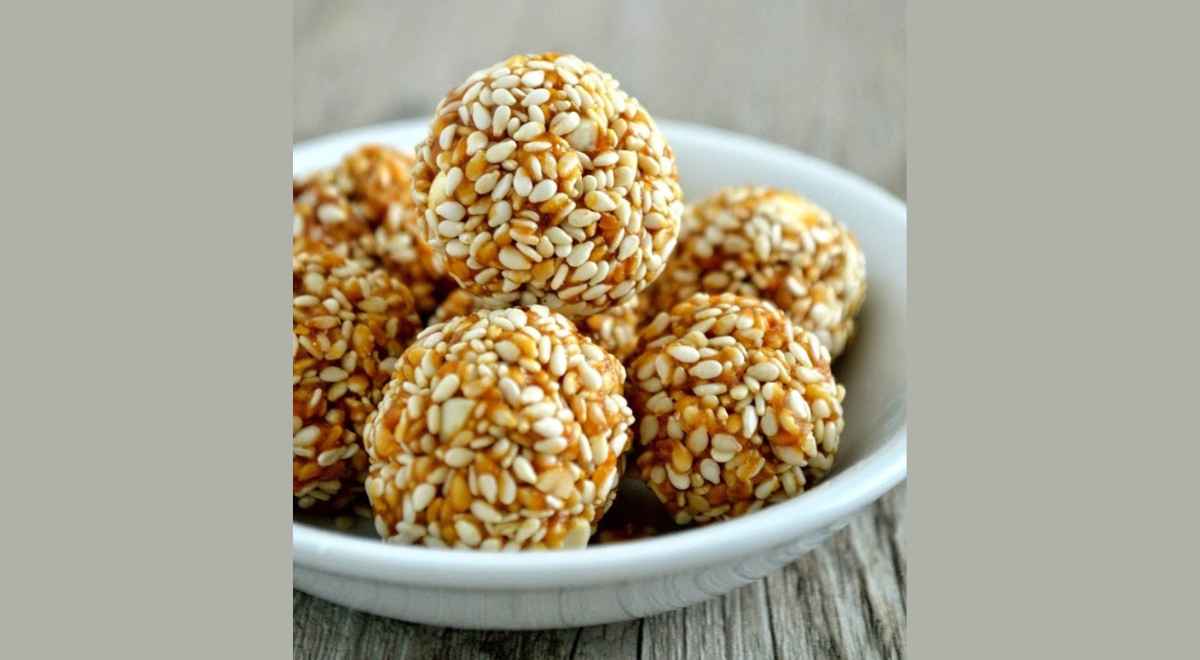 jaggery laddoo