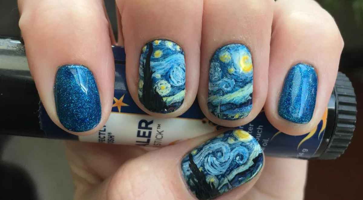 Van Gogh's Starry Night nail art design