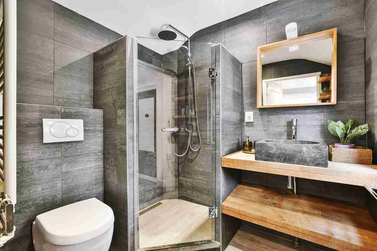 A Guide To Mixing Bathroom Tiles Like A Pro