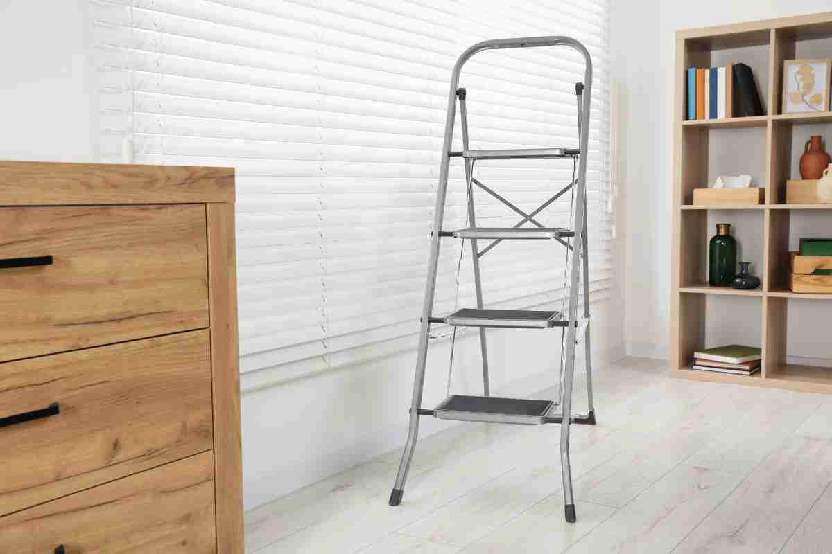 folding step ladder