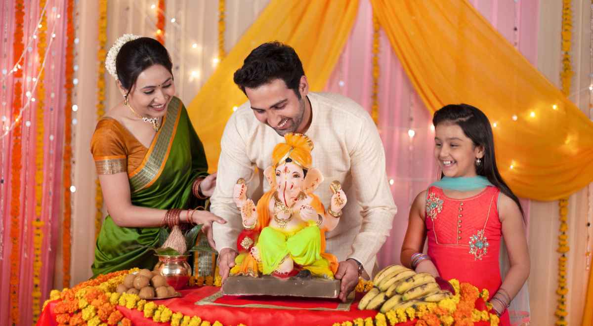 family celebrating ganesh chathurti