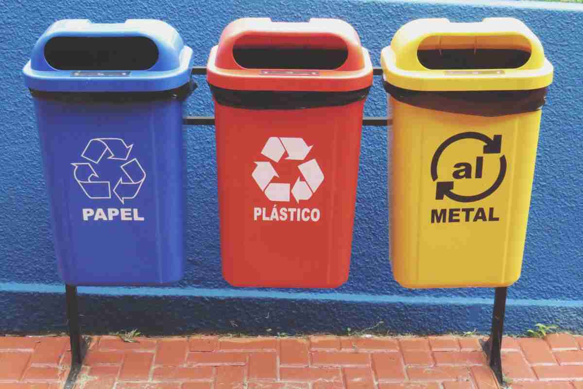 Color coded dustbins   