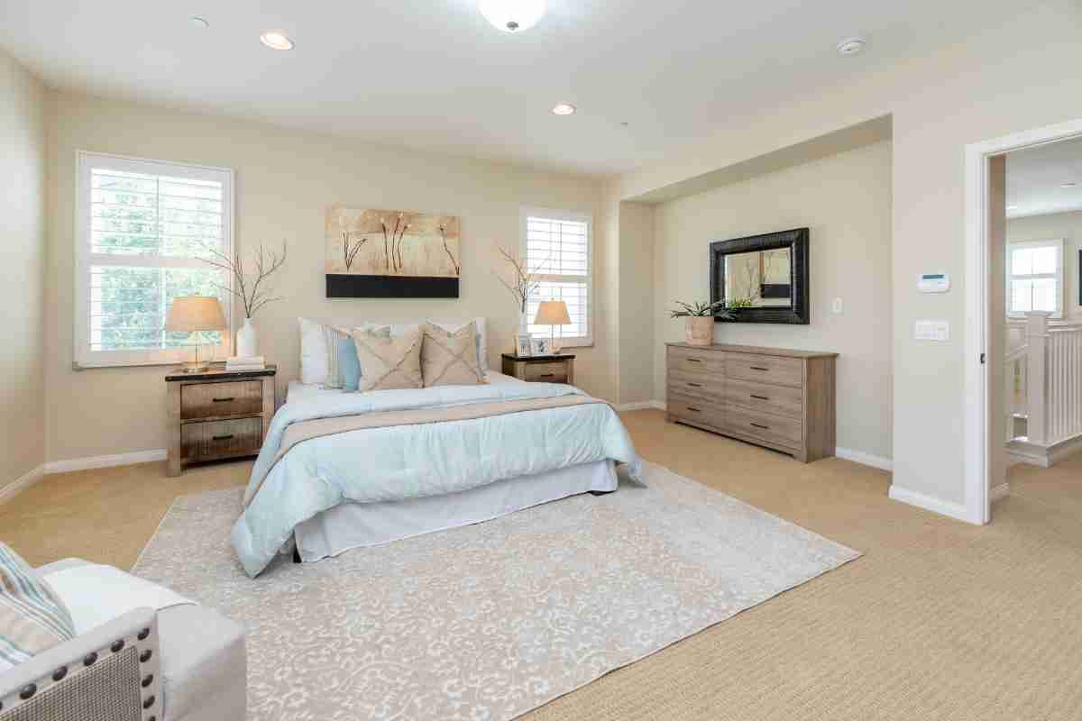 Dazzling white bedroom