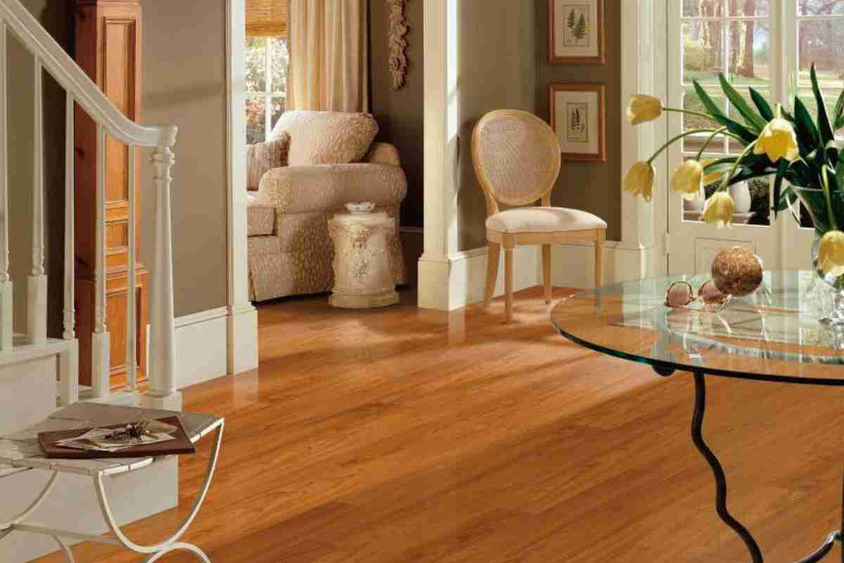 Laminate wood flooring in an entry foyer