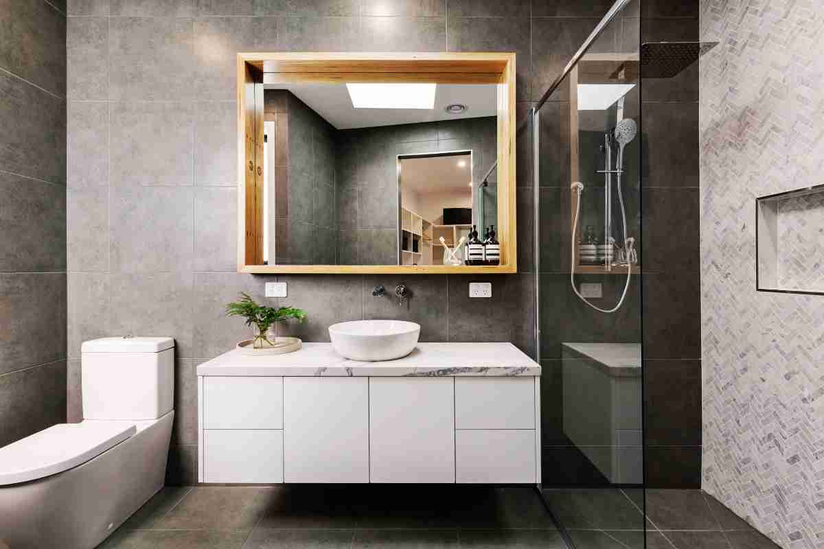 5 Things to Consider Before Buying a Bathroom Mirror for Your Home