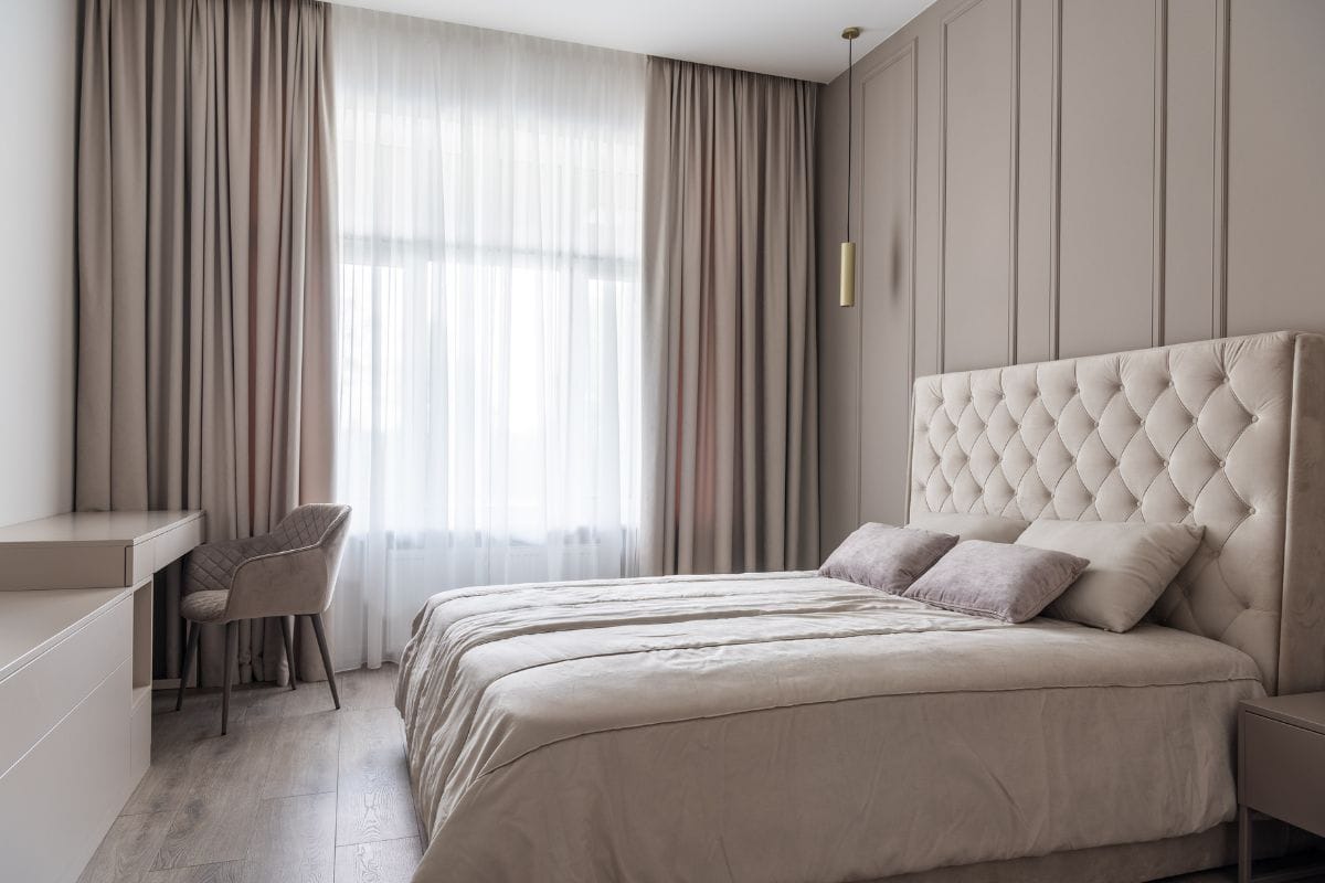 Use Curtains