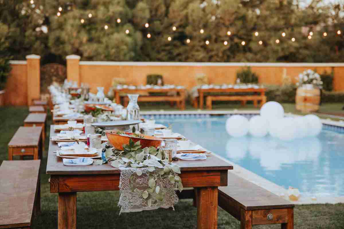 How To Collaborate With A Wedding Planner For A Backyard Wedding: A Homeowner’s Guide