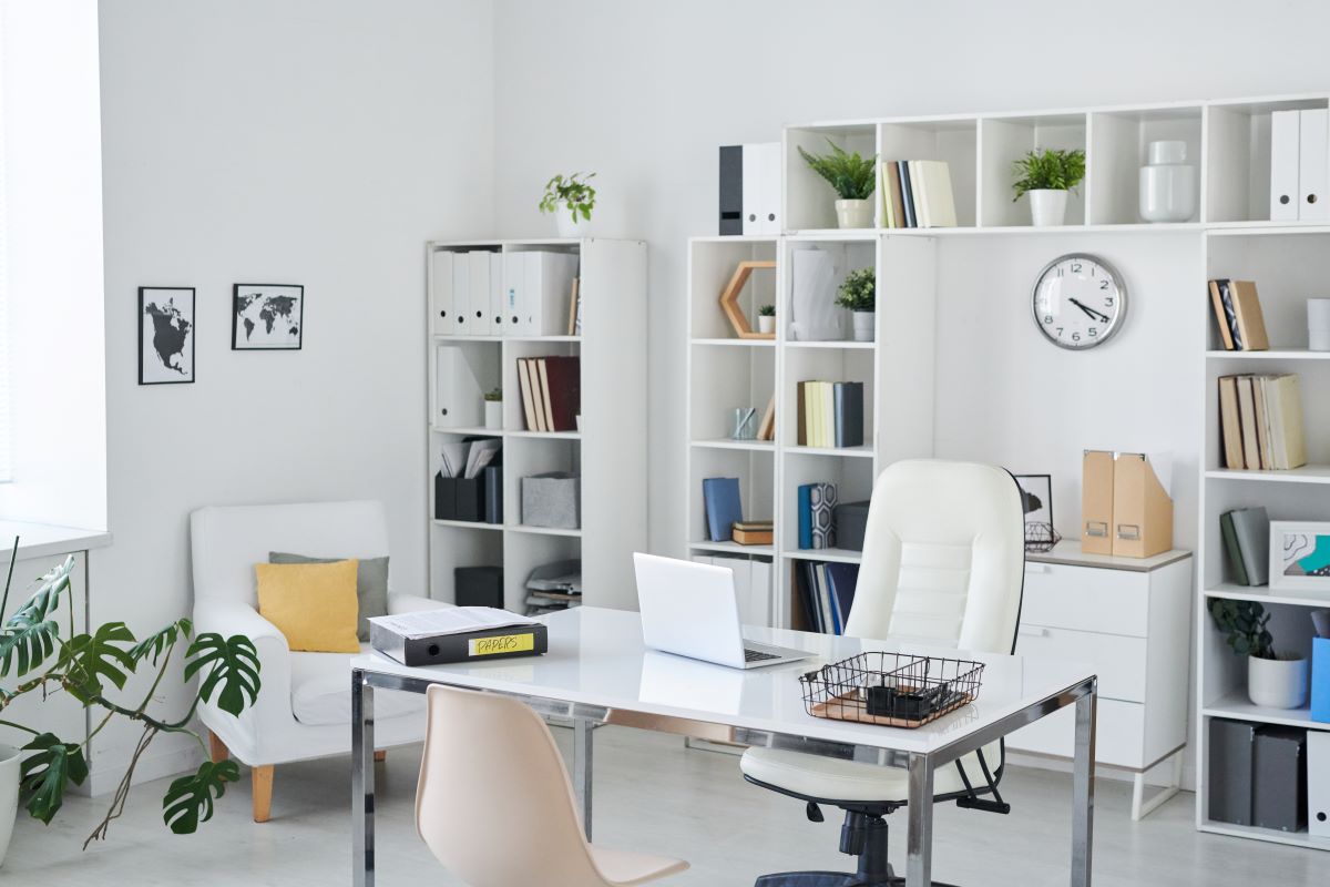 Choose The Best Type Of Office Desks for your Office Space