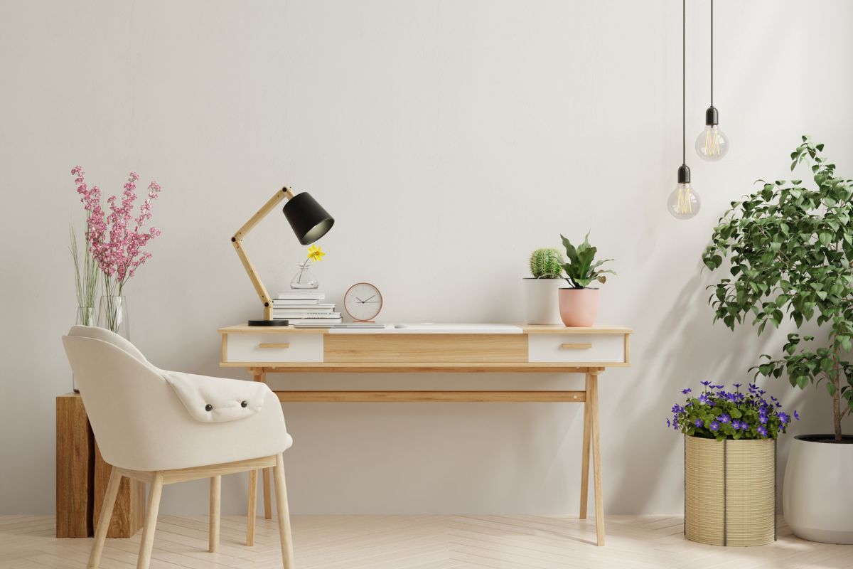 The Psychology of Desk Design: How Your Desk Impacts Productivity and Well-Being
