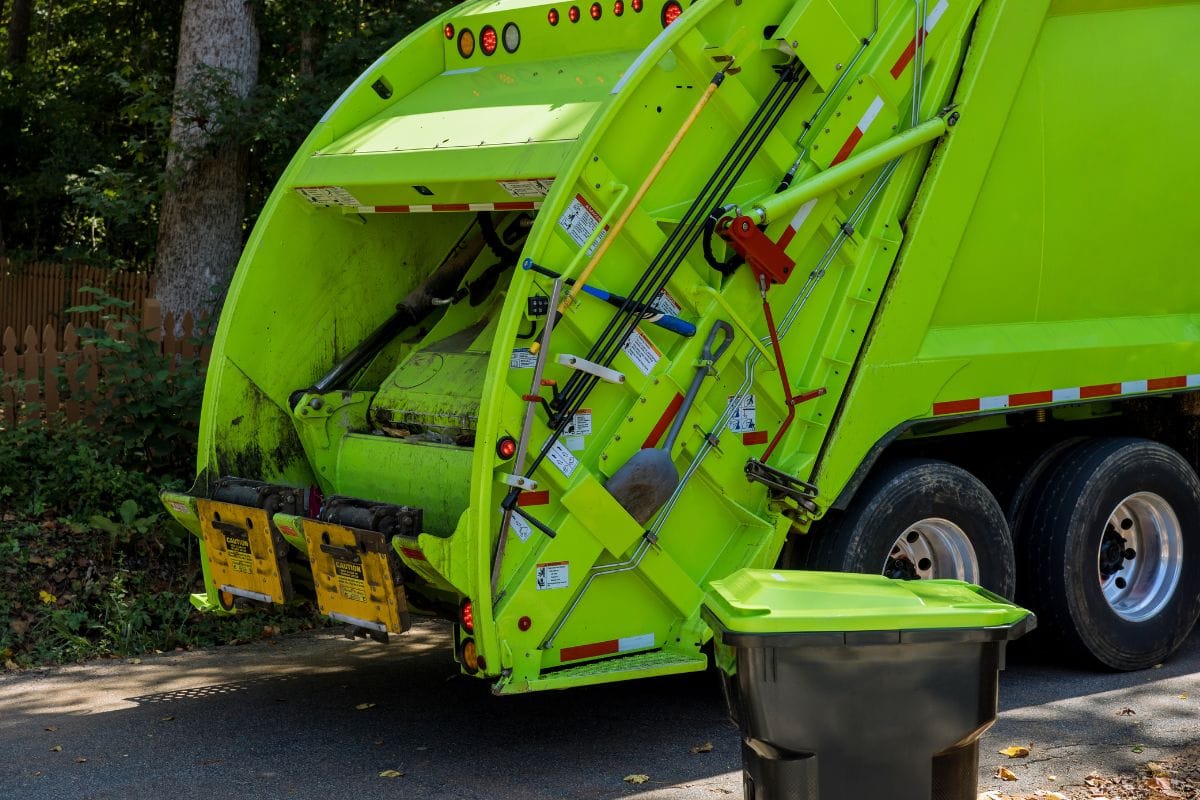The Unseen Benefits of Choosing a Professional Junk Removal Company