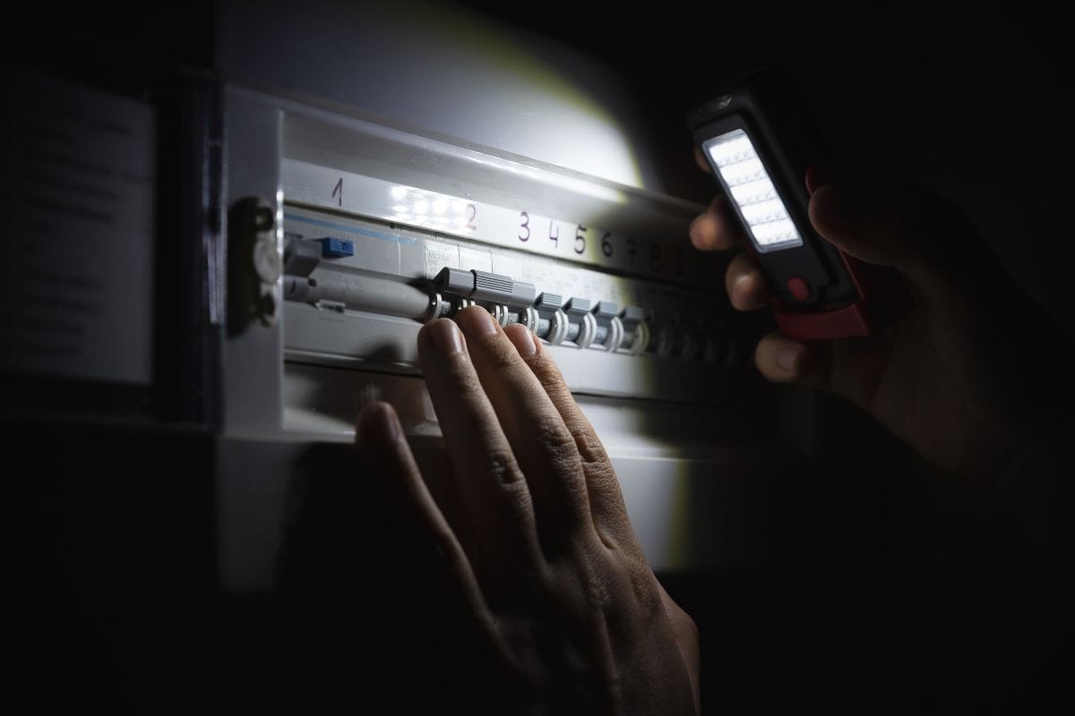 Power Outages and Heating: Safely Navigating Emergency Heating Solutions
