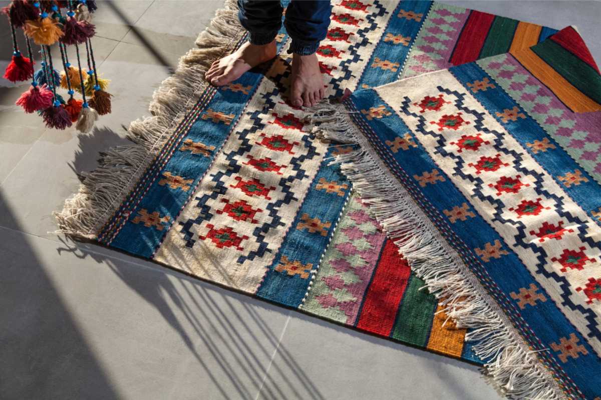 The Complete Handbook to Choosing the Ideal Area Rug
