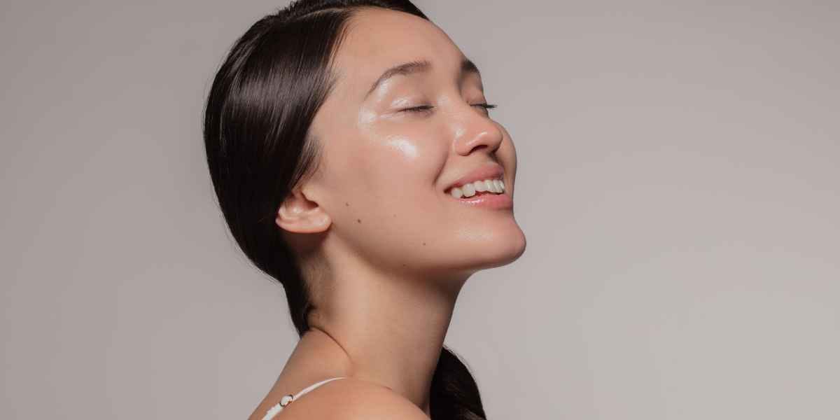 Ultimate Guide for Glowing Winter Skin (Do's and Don'ts)