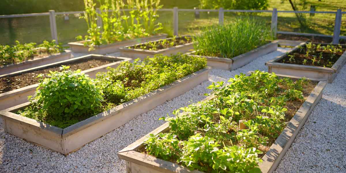 5 DIY Garden Ideas For Small Spaces
