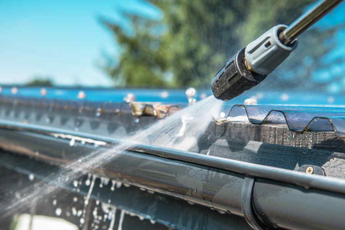 The Homeowner’s Guide to Eco-Friendly Gutter Cleaning Practices