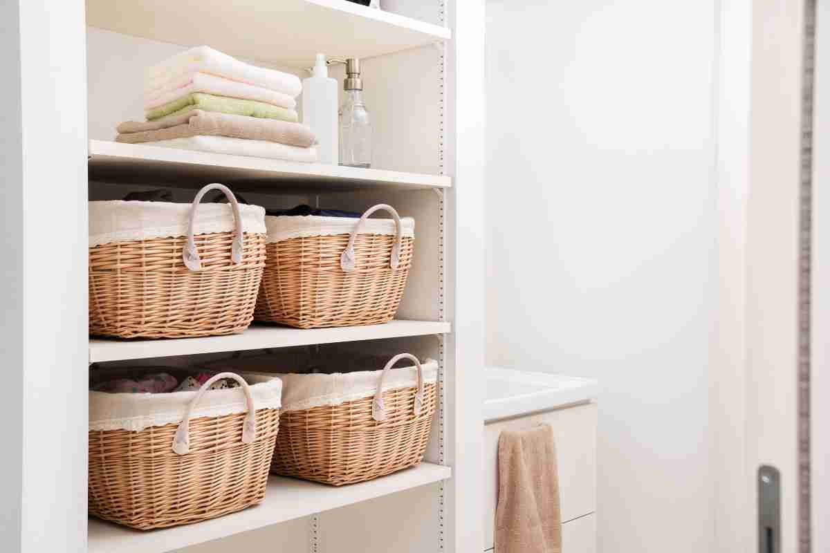 The Benefits of Custom-Built Storage Solutions in Modern Homes