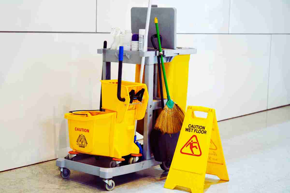 How to Choose the Best Commercial Office Cleaning Service