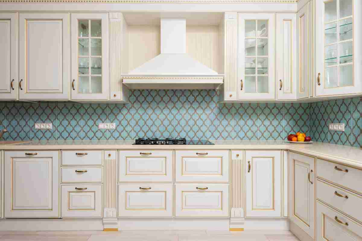 11 Low Moolah Ways To Update Your Kitchen Decor