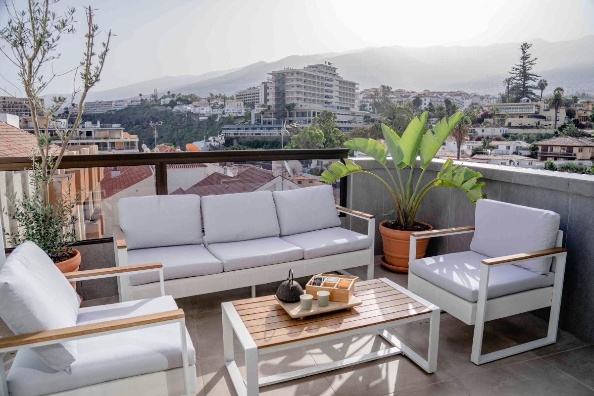 5 Mosquito-Repelling Plants For Your Balcony