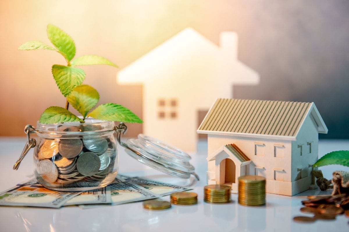 How to Save Money with a Sustainable House