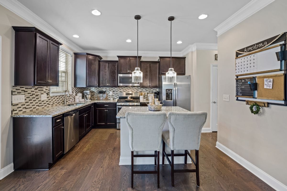 Easy Cleaning and Organizing Tips to Keep Your Home Organized