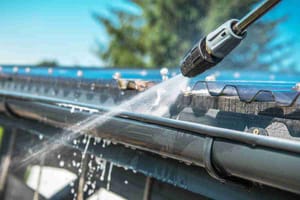 7 Tips When Tackling Gutter Cleaning