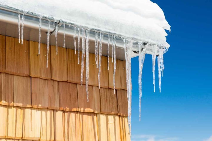 how to avoid ice dams