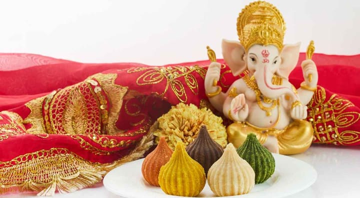 Ganesha idol and his favorite modak