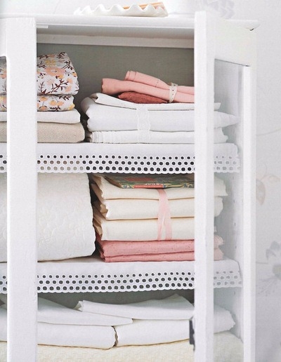 Wardrobe with pillow cases, duvets, a backup set of sheets