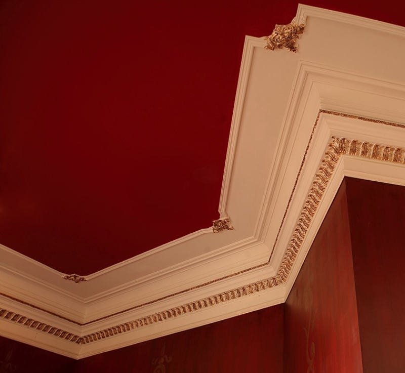 crown molding in a room