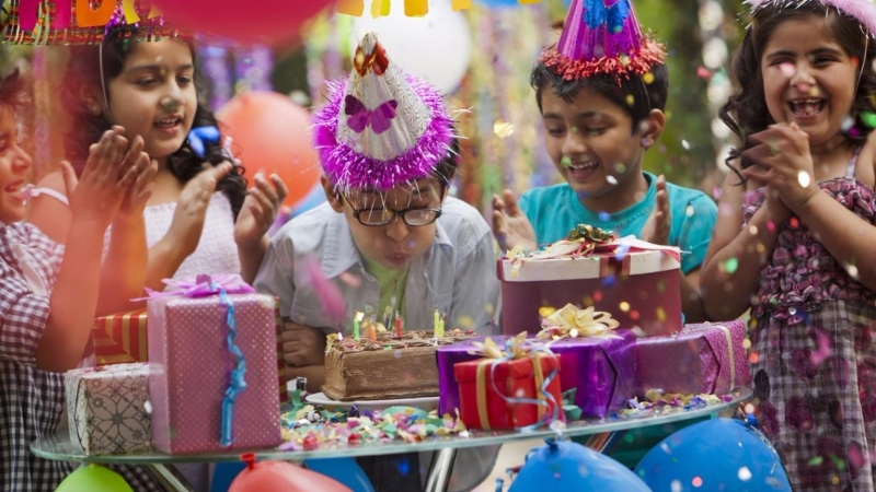 childrens enjoying in a birthday party