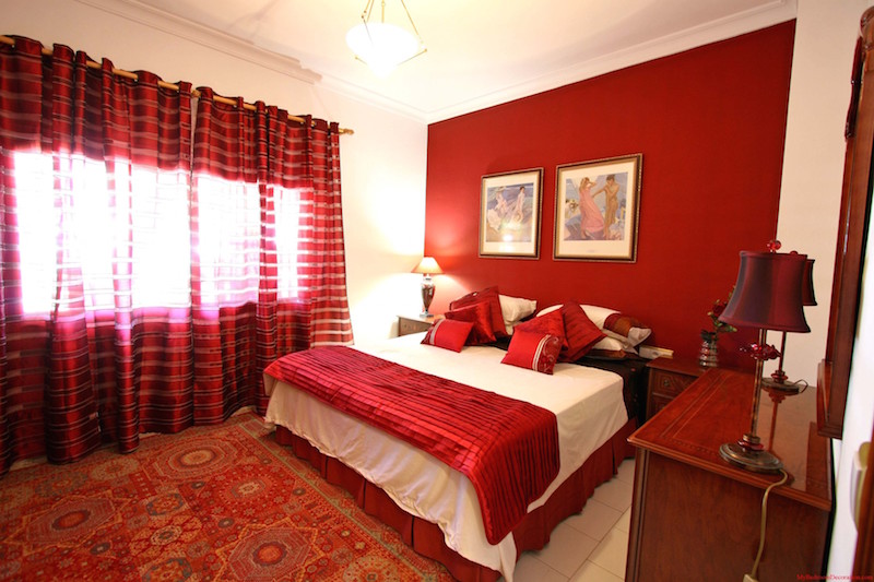 red bedroom