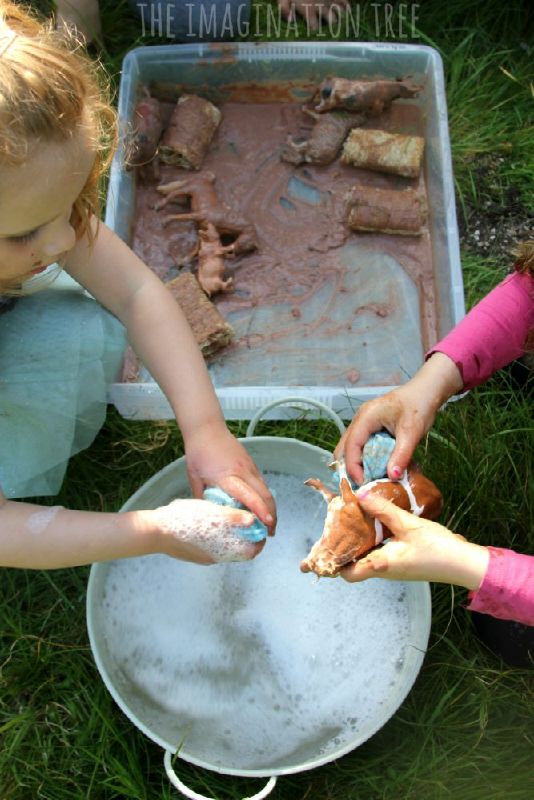 kids washing their i