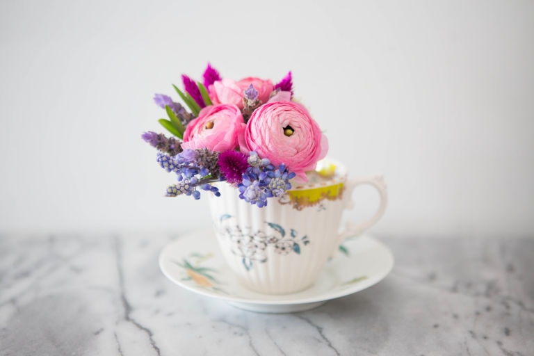 Use a teacup as a vase