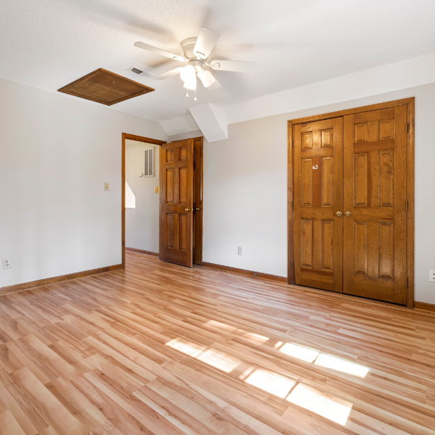 By Rooms in Srikakulam