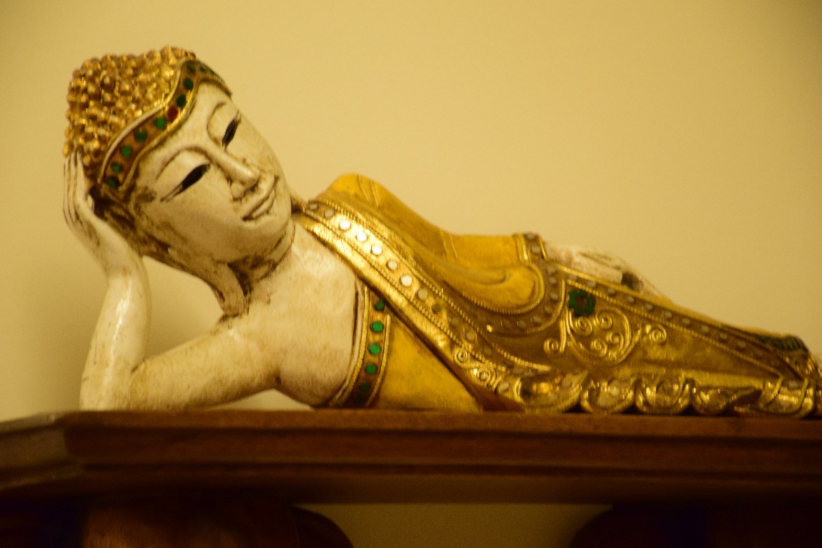 reclining buddha