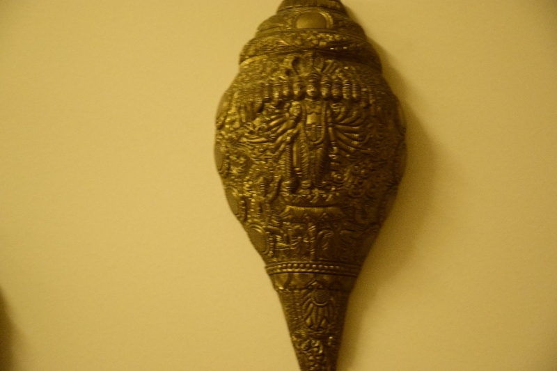 Depiction of Dashavatara on conch the shell