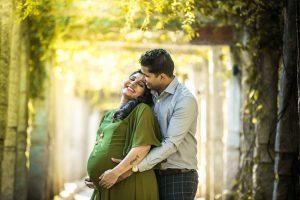Maternity Shoot By Beyond Eyes