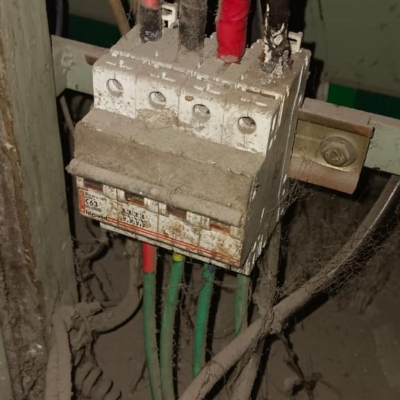 Work photos by Ali Electrical Service