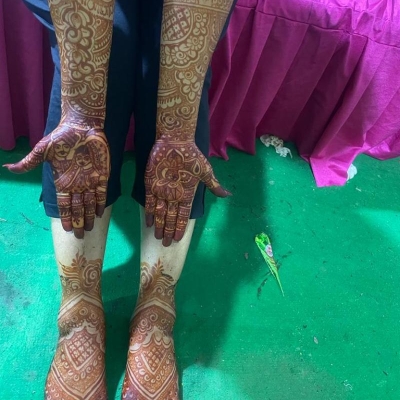 Work photos by Shalini Mehndi Artist