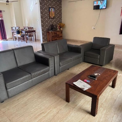 Work photos by JACOB SOFA LINING WORKS AND CHAIRS